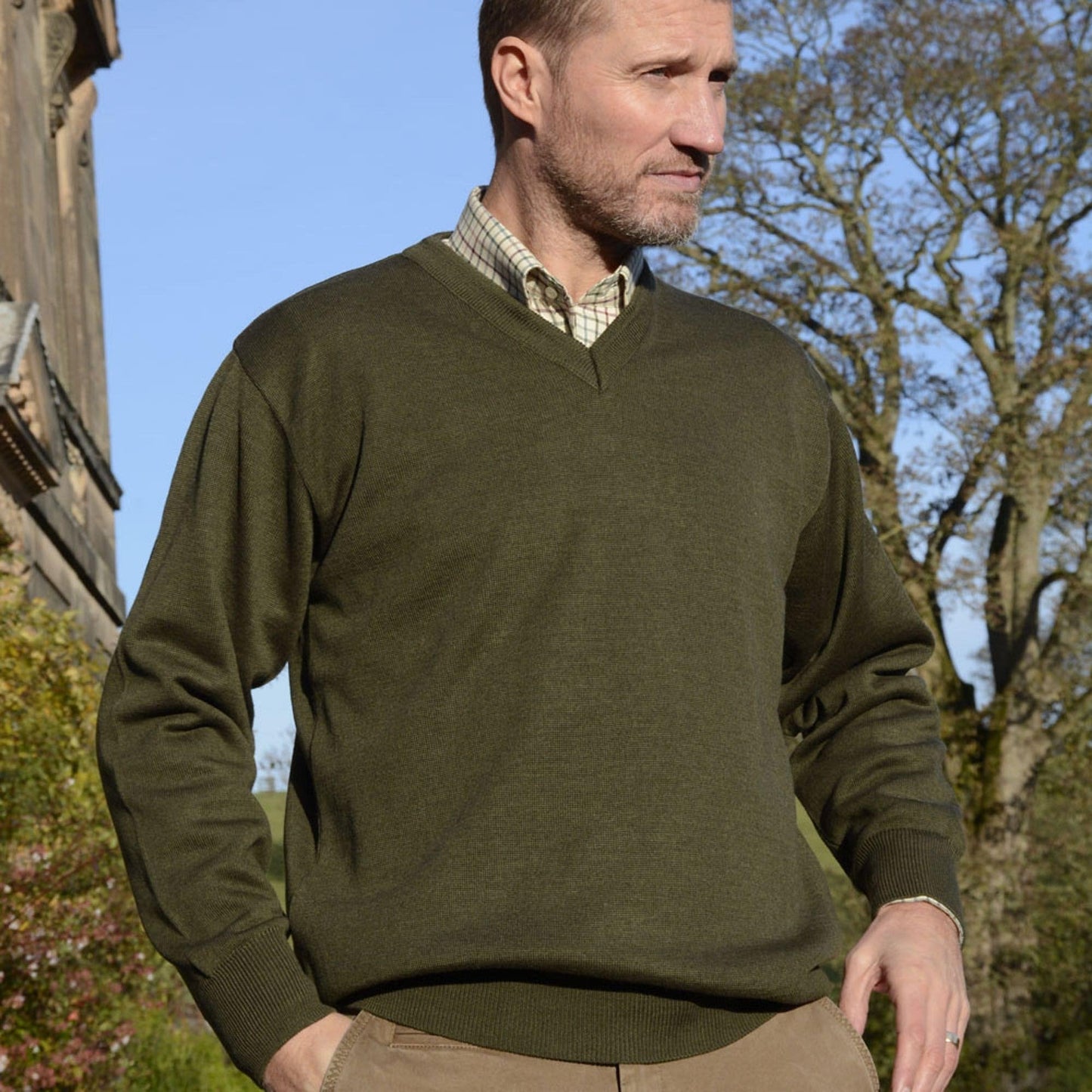 Merino Vee Neck Knit
