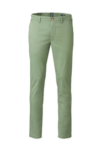 M5 Ultra Light Stretch Twill Chino