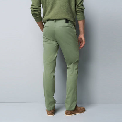 M5 Ultra Light Stretch Twill Chino