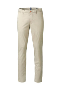 M5 Ultra Light Stretch Twill Chino