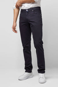 M5 Slim Modern Fit Stretch Jean