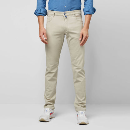M5 Slim Modern Fit Stretch Jean