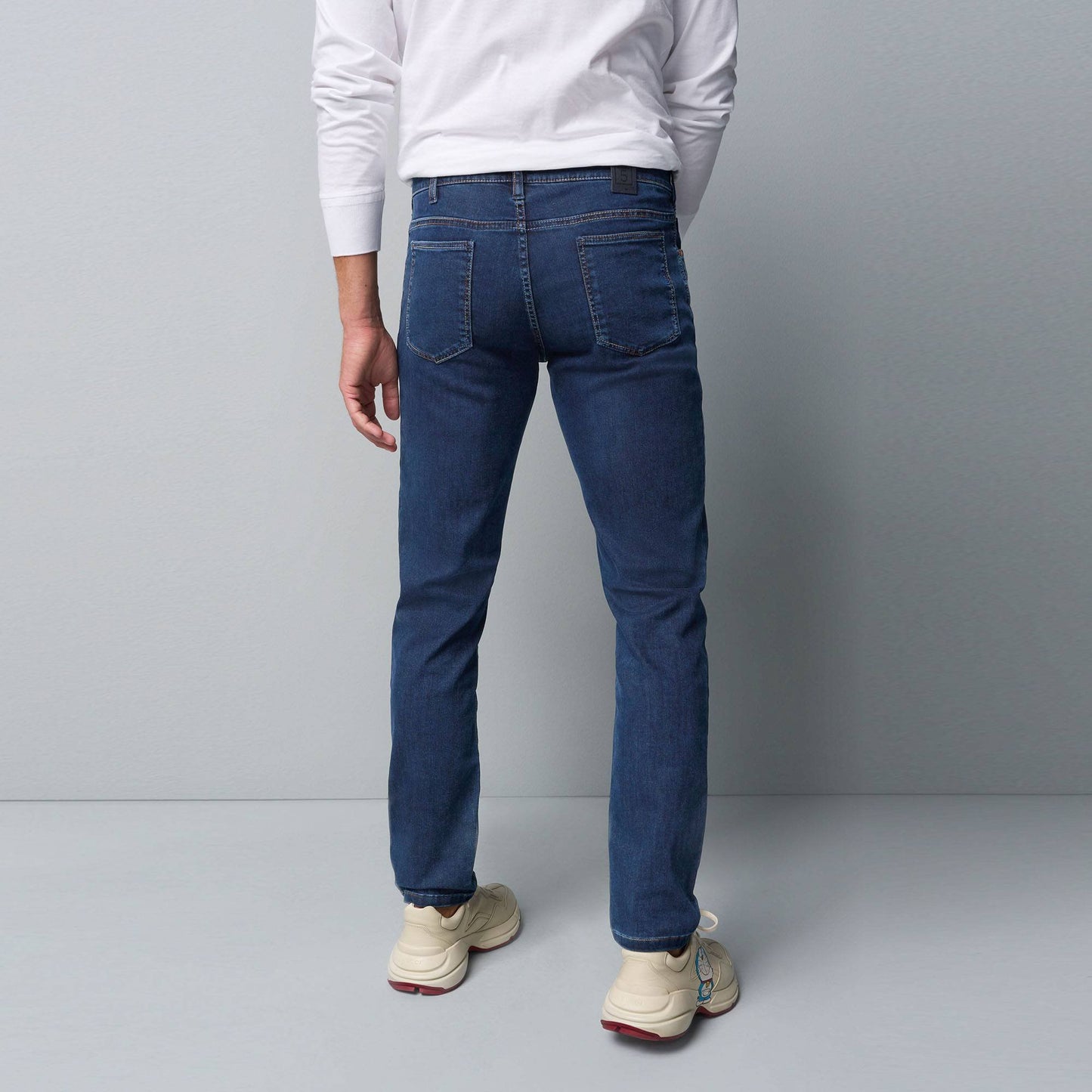 M5 Slim Stretch Denim Jean
