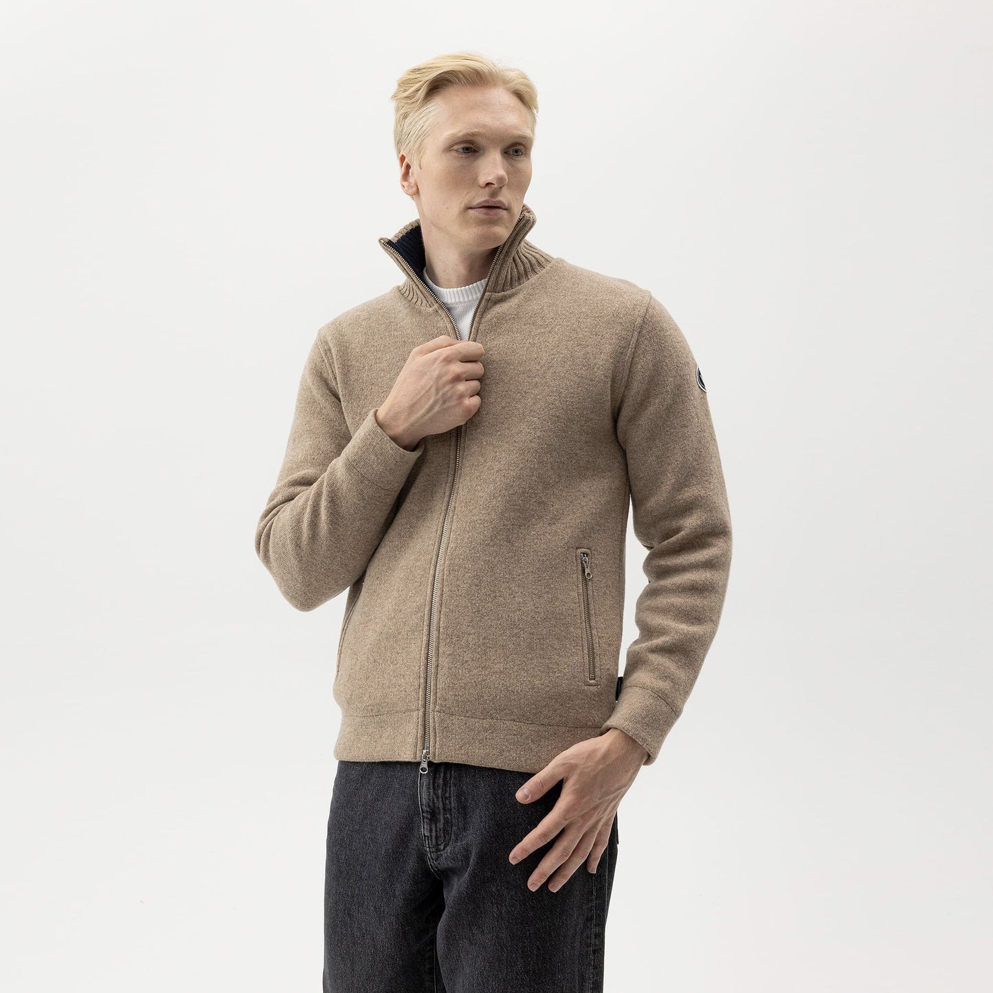 Mans Windproof Full Zip Knit