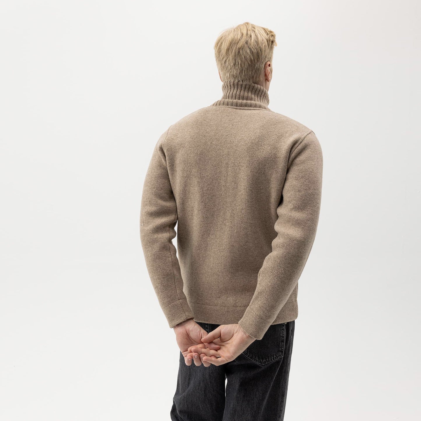 Mans Windproof Full Zip Knit