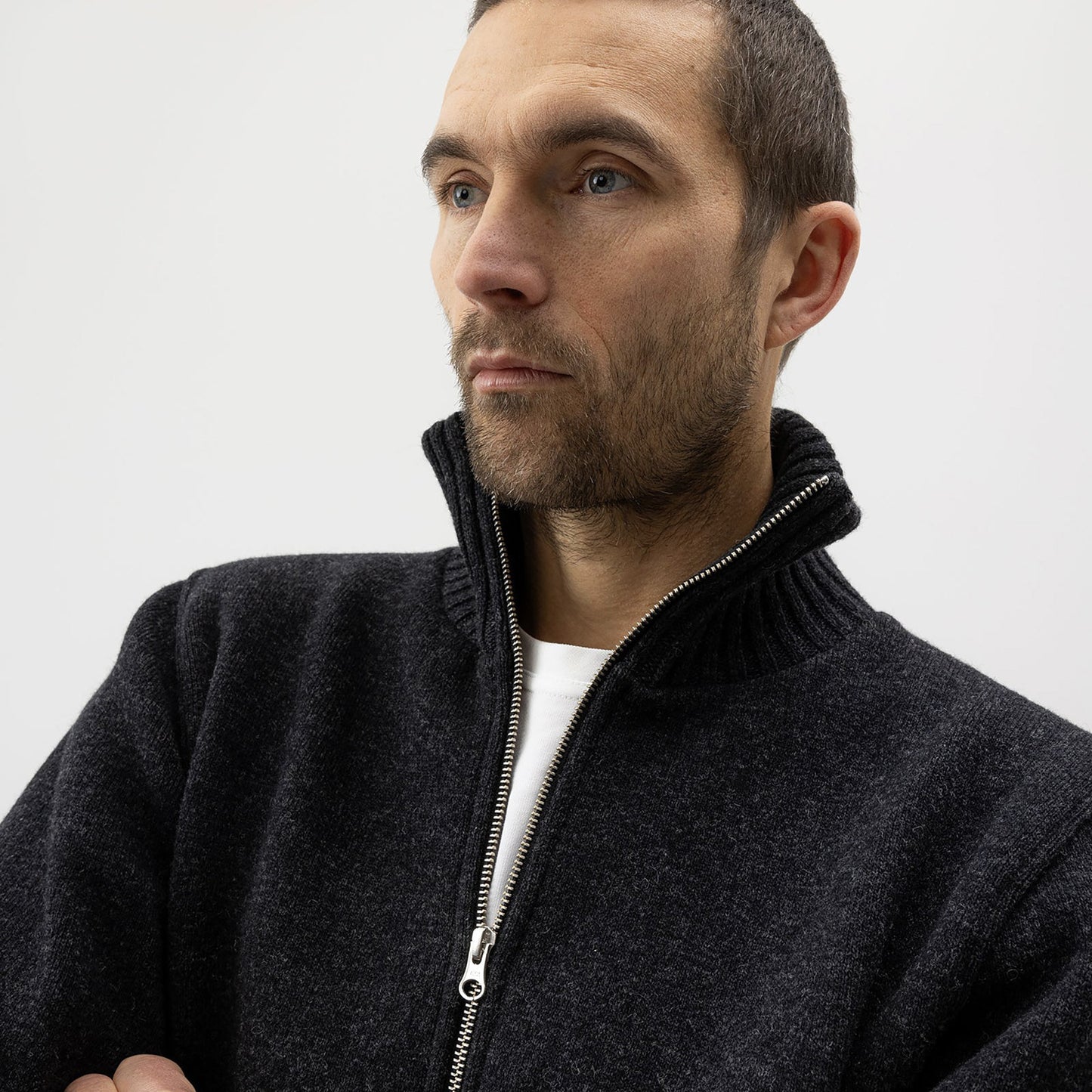 Mans Windproof Full Zip Knit