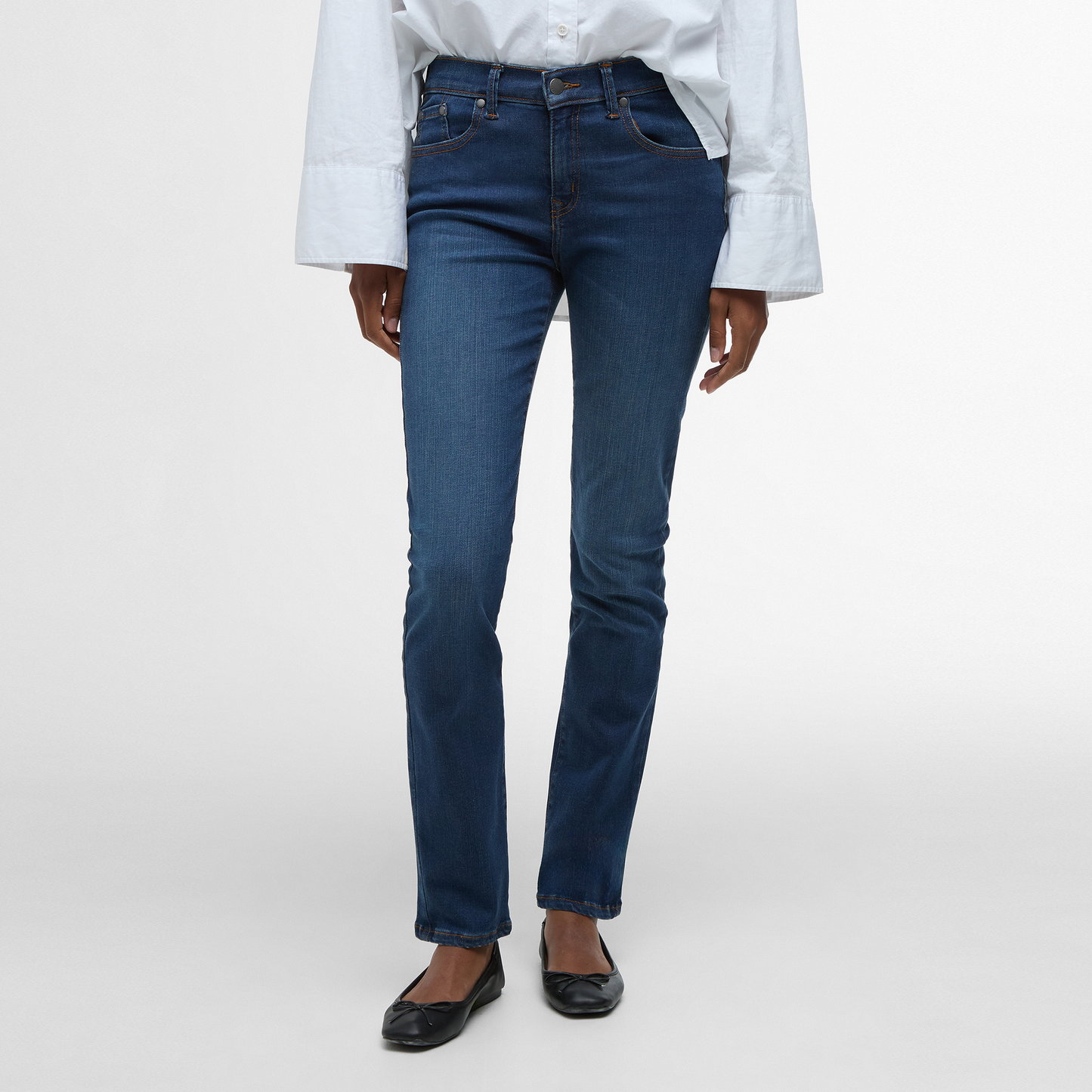 Essential Slim Jeans