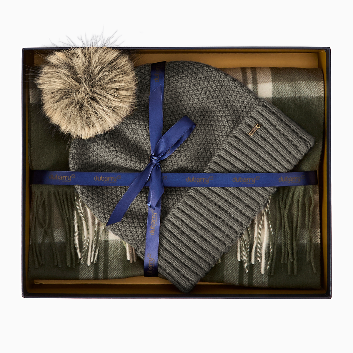 Newbawn Hat And Scarf Gift Set