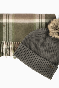 Newbawn Hat And Scarf Gift Set