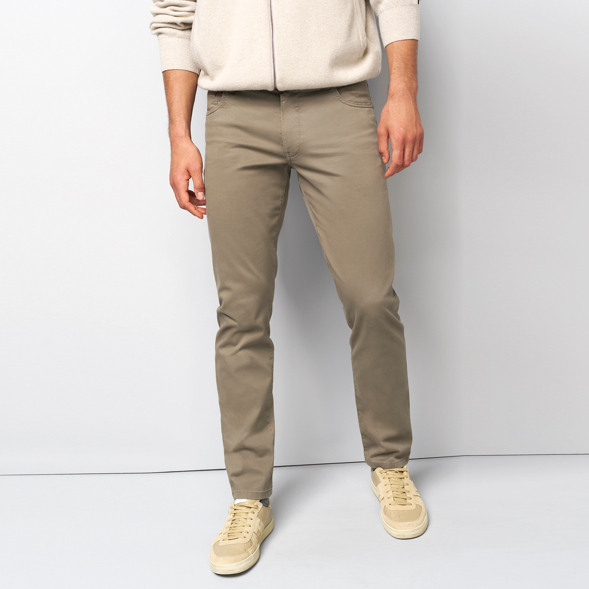 FIVE High Performance Satin Chino