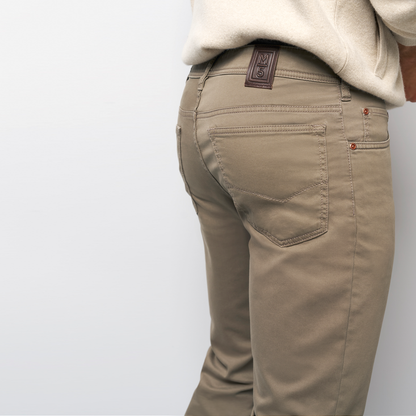 FIVE High Performance Satin Chino